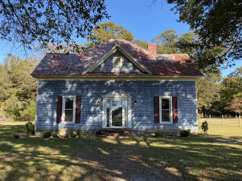 1050 Peach Farm, Lillington, NC 27546