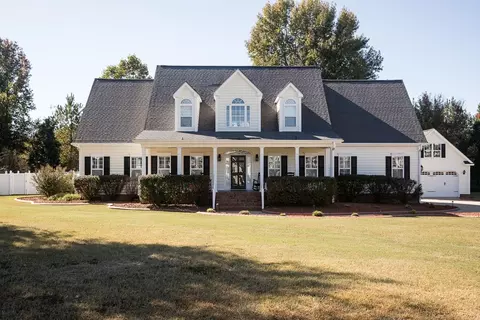 1127 Duck Pond Rd, Nashville, NC 27856