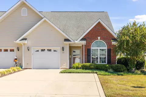 17 Stonegate Dr #3B, Angier, NC 27501