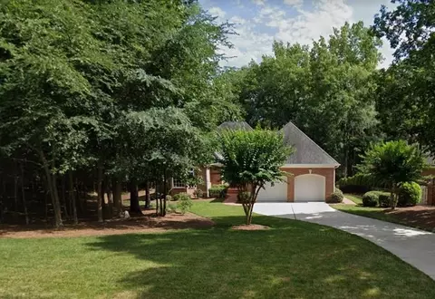 306 Lancaster Dr, Chapel Hill, NC 27517