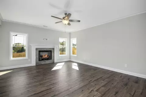 161 Cedarbrook Dr, Benson, NC 27504 photo 6