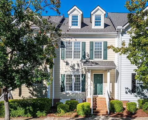 313 Madison Grove Pl, Cary, NC 27519
