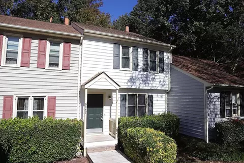 6547 Thetford Ct, Raleigh, NC 27615