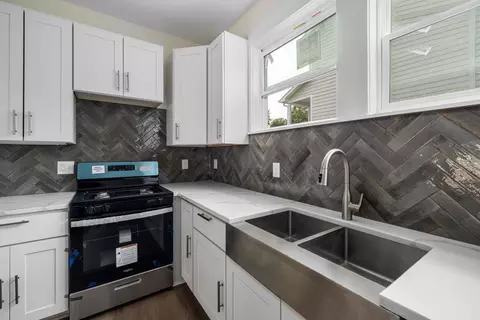 3 Kaplan Ct, Durham, NC 27703 photo 8