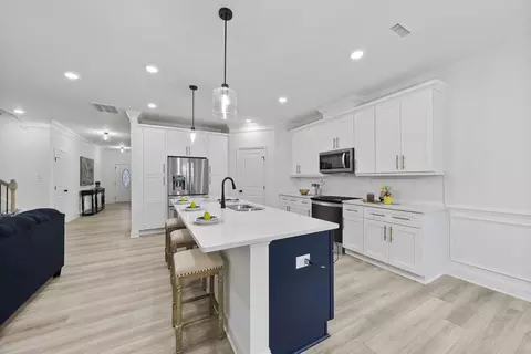 607 Pleasant Dr, Durham, NC 27703 photo 18