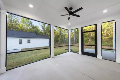607 Pleasant Dr, Durham, NC 27703 photo 41
