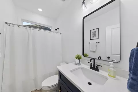 607 Pleasant Dr, Durham, NC 27703 photo 48