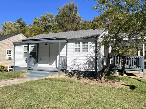 1507 E Green Dr, High Point, NC 27260 photo 4