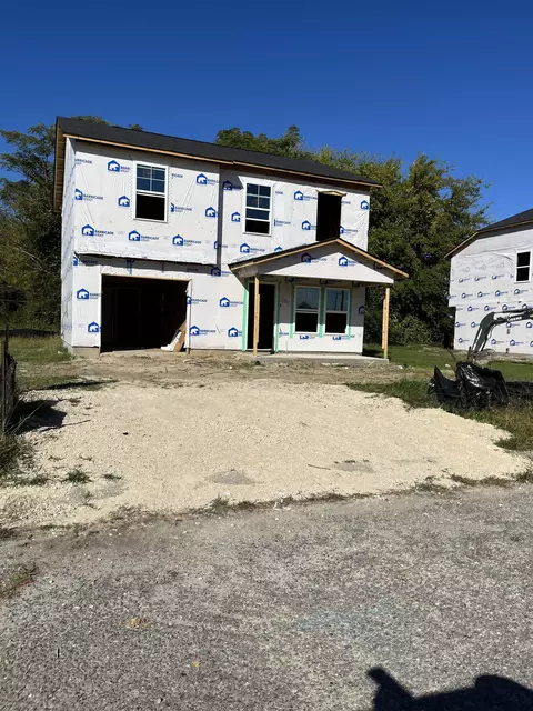 1103 Hugh St, Goldsboro, NC 27533