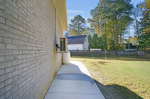 1103 Dixie Dr, Selma, NC 27576 photo 35