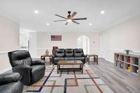 1103 Dixie Dr, Selma, NC 27576 photo 14