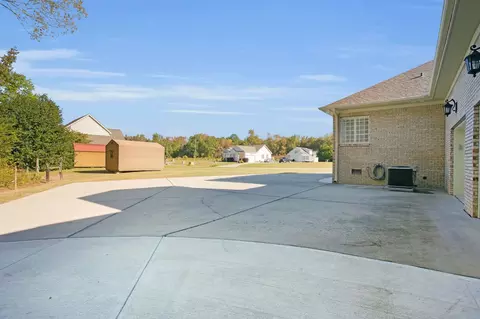 1103 Dixie Dr, Selma, NC 27576 photo 33