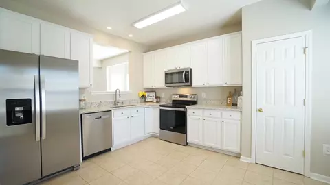 8343 Bratt Ave, Wake Forest, NC 27587 photo 4