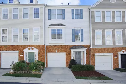 5405 Bayside Ct, Raleigh, NC 27613