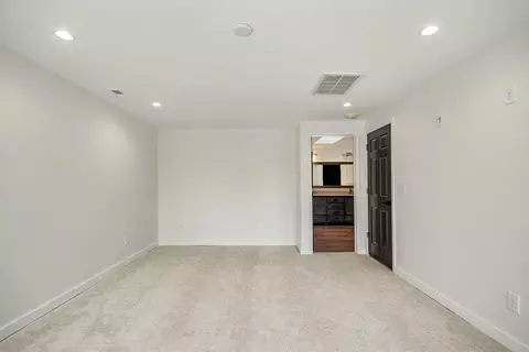 101 E Carnaby Ct, Cary, NC 27513 photo 19