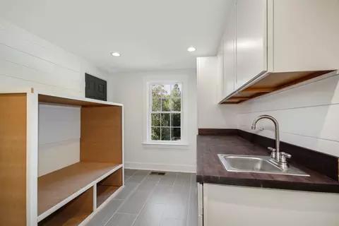 101 E Carnaby Ct, Cary, NC 27513 photo 17