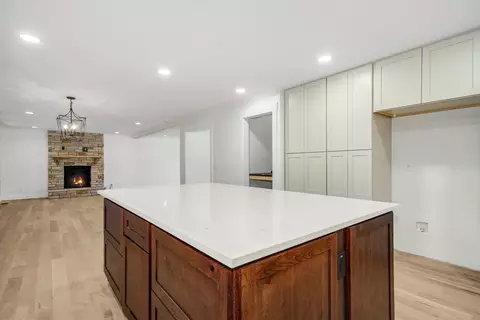 101 E Carnaby Ct, Cary, NC 27513 photo 13