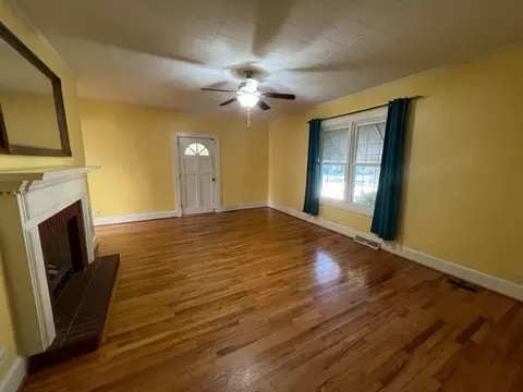 210 E St, Erwin, NC 28339 photo 29