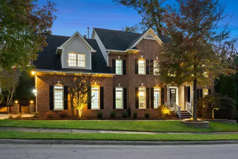 201 Oxford Creek Rd, Cary, NC 27519