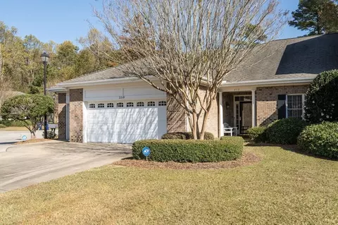 258 Lakepark Cir, Smithfield, NC 27577
