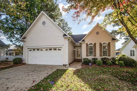 5 Whittier Way, Durham, NC 27712