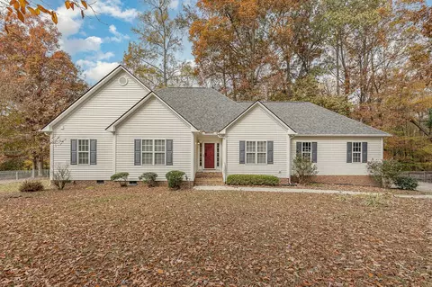 124 Nightshade Ln, Garner, NC 27529