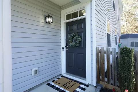 3707 Turquoise Dr, Durham, NC 27703 photo 2