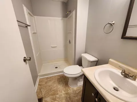 105 Whetstone Ct, Durham, NC 27703 photo 23