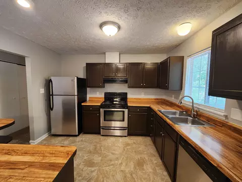 105 Whetstone Ct, Durham, NC 27703 photo 12