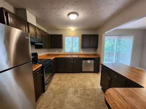 105 Whetstone Ct, Durham, NC 27703 photo 14