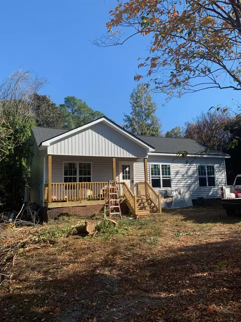 136 Old Stage Ct, Coats, NC 27521