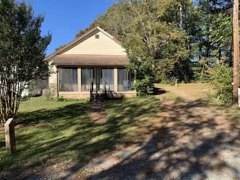 600 Orange Hts, Hillsborough, NC 27278