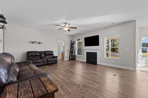 744 November Ln, Willow Spring, NC 27592 photo 3