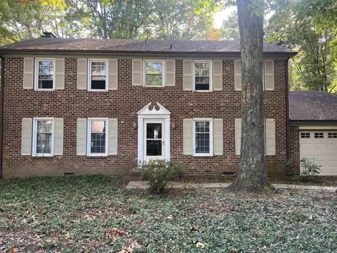 1204 Hillwood Ct, Raleigh, NC 27615