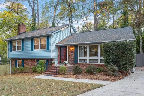 809 Silver Leaf Pl, Raleigh, NC 27609 photo 1