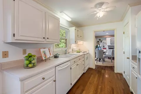 803 Inglenook Dr, Durham, NC 27707 photo 18