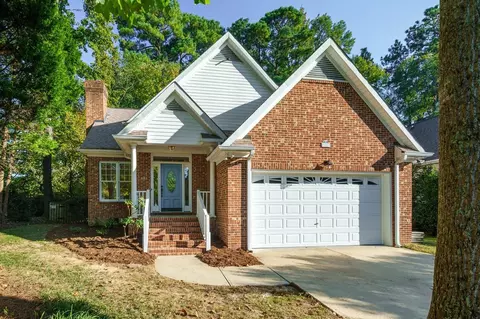 101 Bel Arbor Ln, Carrboro, NC 27510