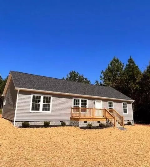 351 Plum Nutty Rd, Henderson, NC 27537