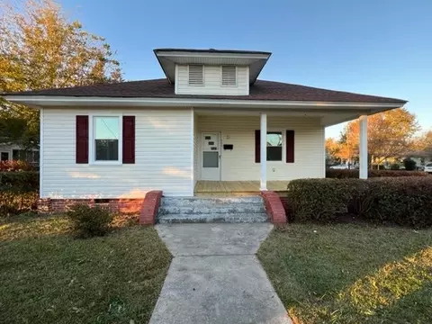 300 W C St, Erwin, NC 28339 photo 30
