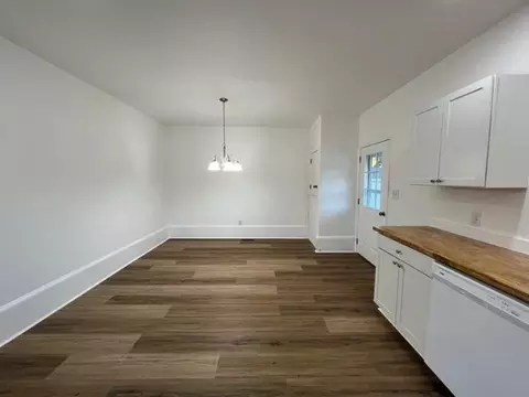 300 W C St, Erwin, NC 28339 photo 24