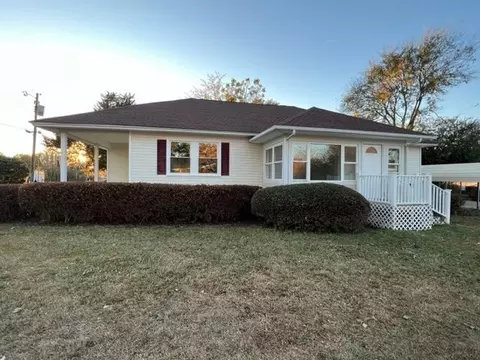300 W C St, Erwin, NC 28339 photo 29
