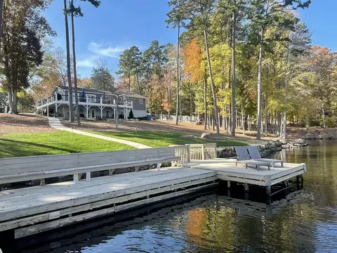 811 Coon Ridge Trl, Semora, NC 27343