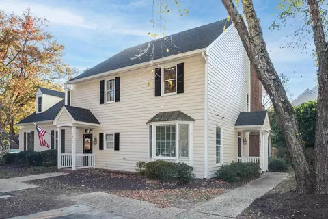 1510 Village Glenn Dr, Raleigh, NC 27612