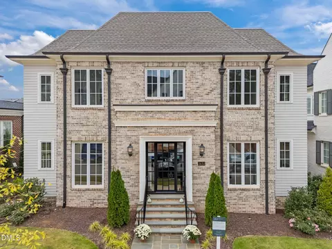 2651 Marchmont St, Raleigh, NC 27608