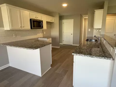 90 B H Parrish Rd, Benson, NC 27504 photo 3