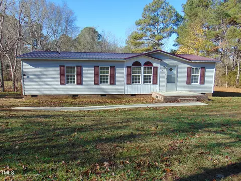 49 Western Ln, Henderson, NC 27537