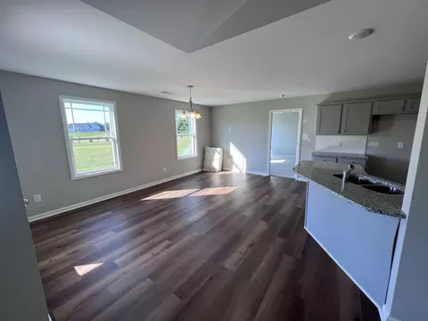 120 B H Parrish Rd, Benson, NC 27504 photo 6