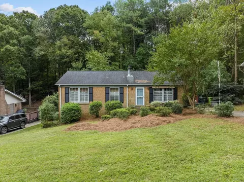 6024 Caledonia, Raleigh, NC 27609