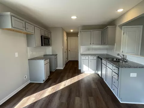 394 Touchdown Way, Benson, NC 27504 photo 3