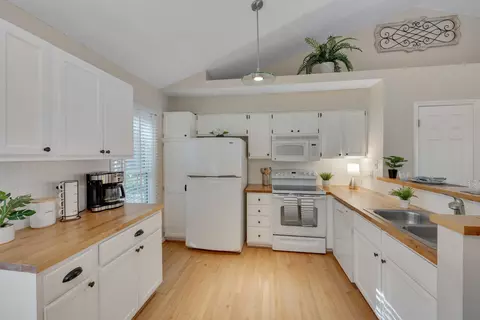 3908 Olde Coach Rd, Durham, NC 27707 photo 11